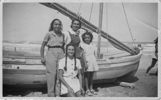 Lucia Servadio Bedarida con le tre figlie